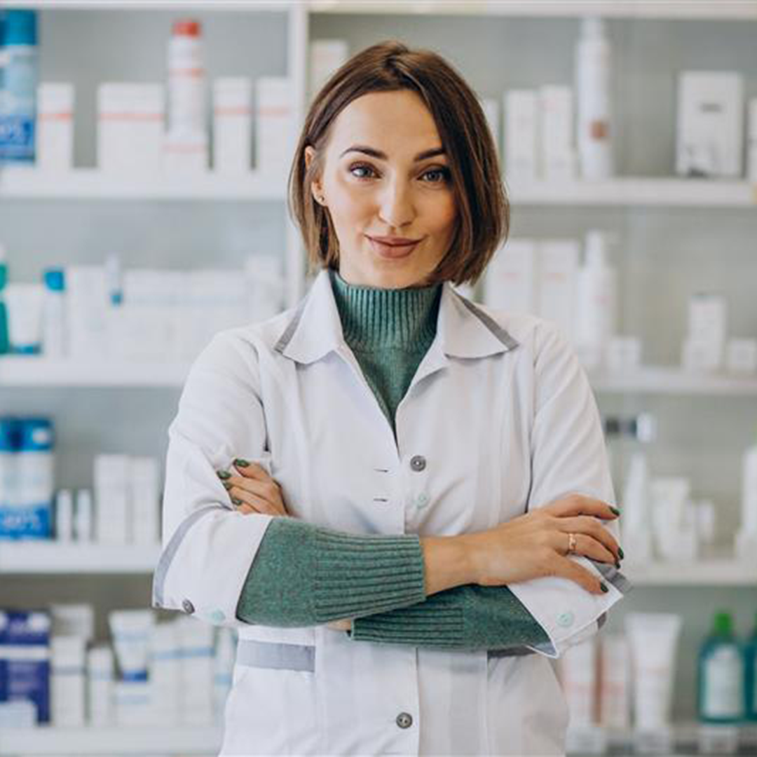 young-woman-pharmacist-pharmacy